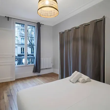 Daire 6pers #3 Bedrooms #2 Bathrooms#paris 17eme Paris
