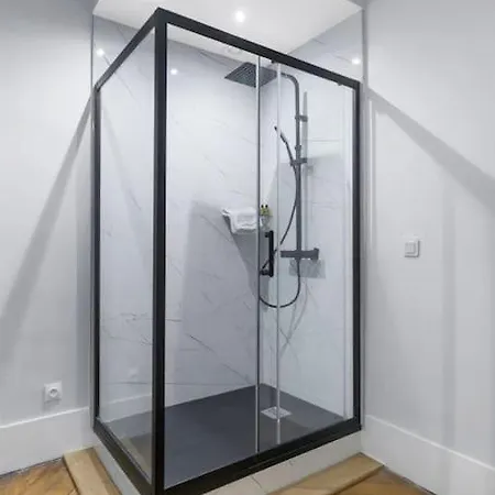 6pers #3 Bedrooms #2 Bathrooms#paris 17eme Daire *