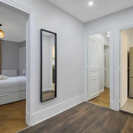 6pers #3 Bedrooms #2 Bathrooms#paris 17eme Parijs